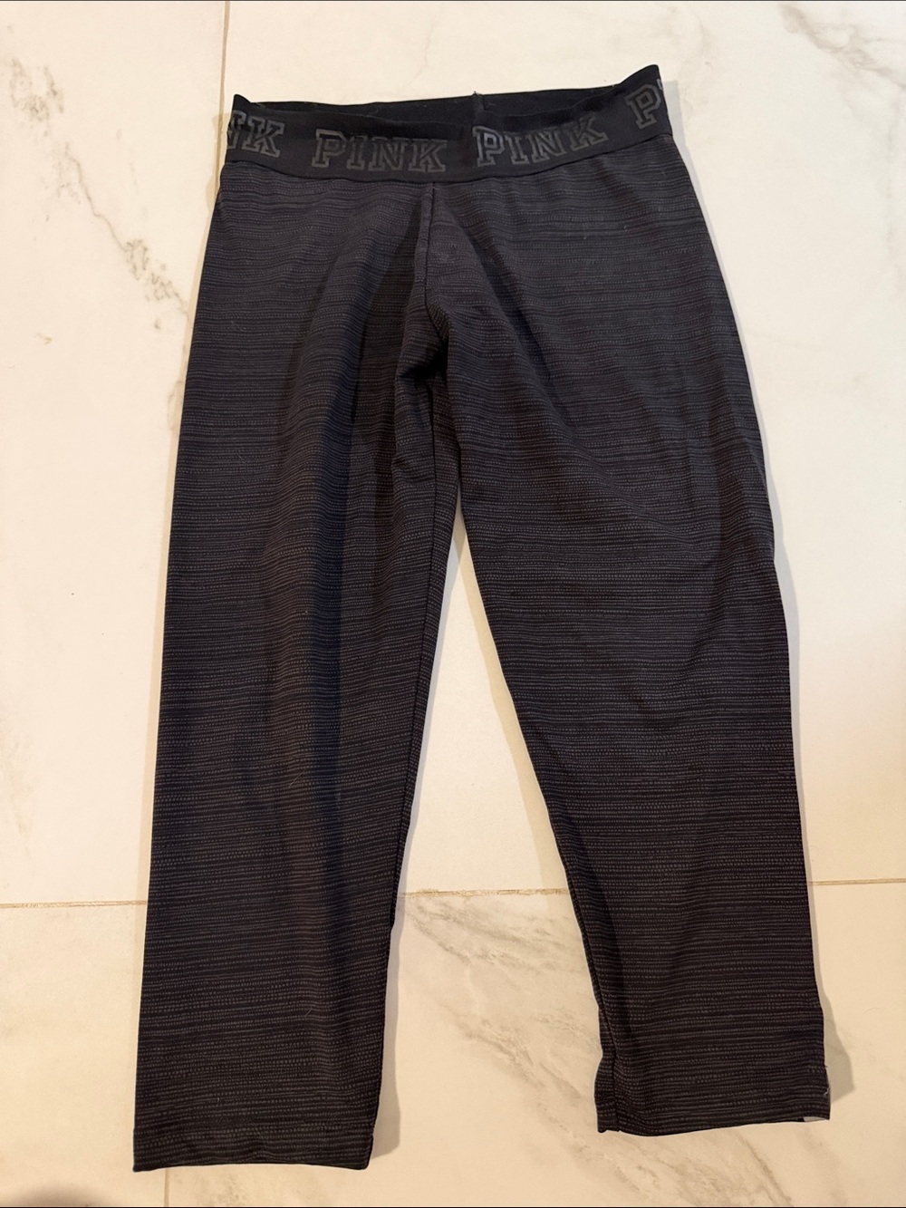 PINK Victoria's Secret capri